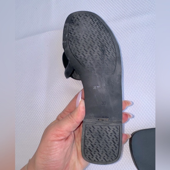 COPY - Hermes rubber Aloha sandals black size 39 - Picture 3 of 5